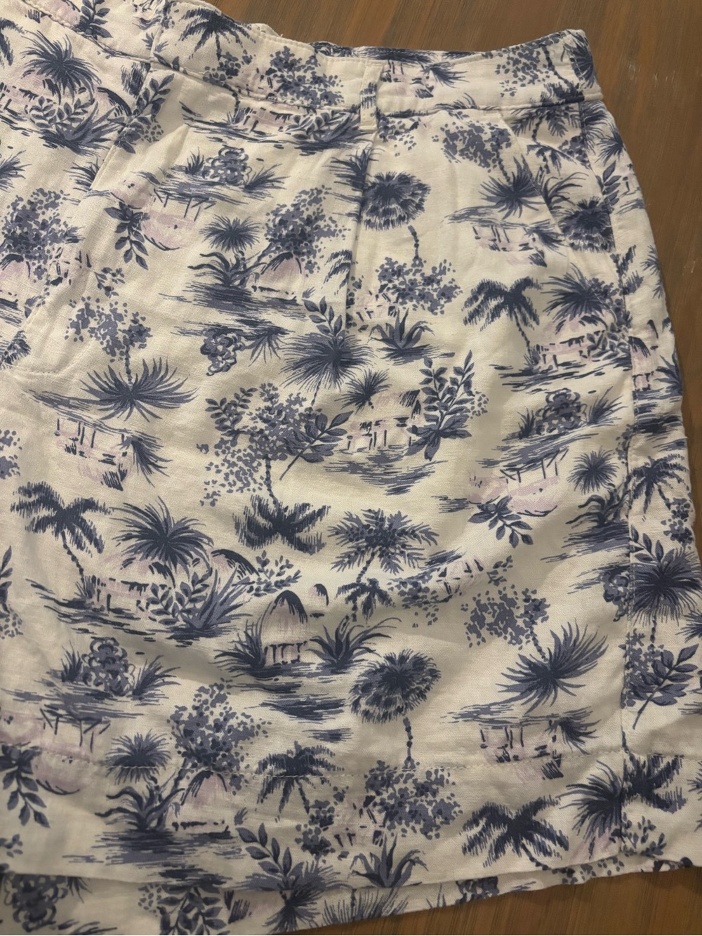 Abercrombie & Fitch Linen-Blend High Rise Pleated Shorts Blue White Toile Print